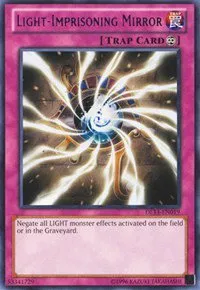 Light-Imprisoning Mirror - Purple